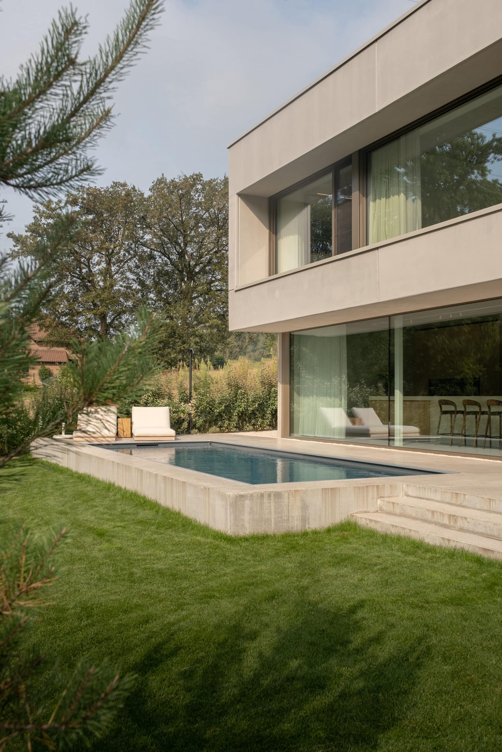5_HR-HouseBL-5561